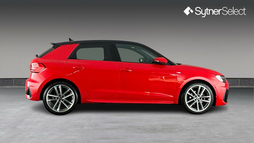 Audi A1 35 Tfsi Vorsprung S Tronic AJ22VXS Red #3