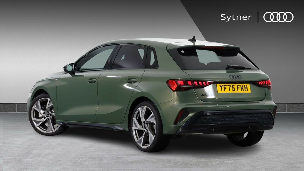 Audi A3 1.5 Tfsi 150 Black Edition S Tronic Green #3