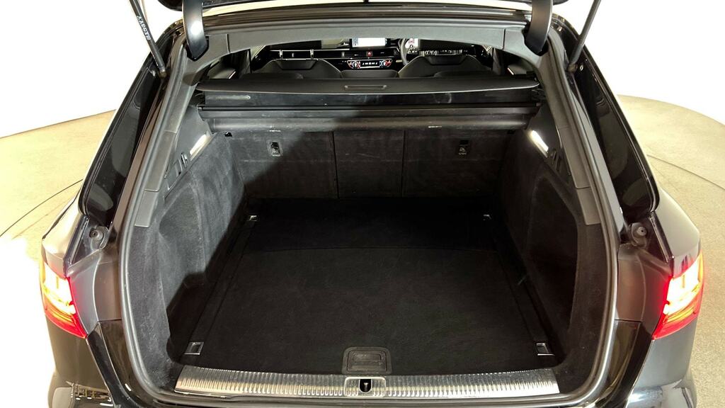 Audi A4 Avant 35 Tfsi Technik S Tronic White #20
