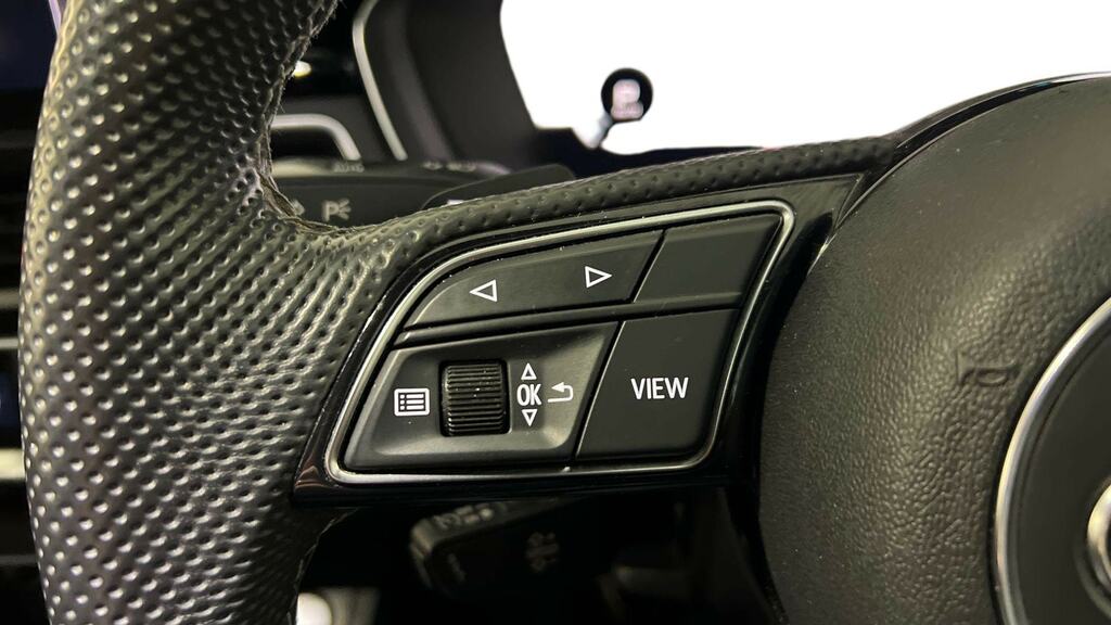 Audi A4 Avant 35 Tfsi Technik S Tronic White #17