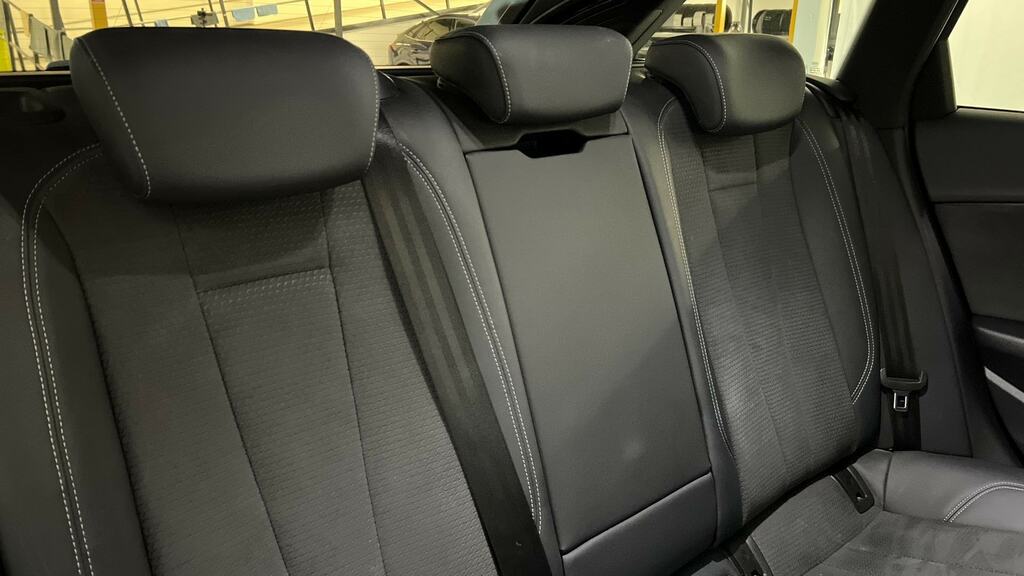 Audi A4 Avant 35 Tfsi Technik S Tronic White #16