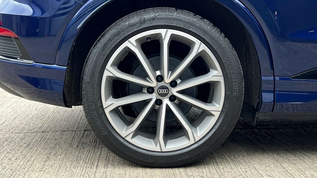 Audi Q4 E Tron 220Kw 50 Quattro 82.77Kwh Edition 1 Cs Blue #5