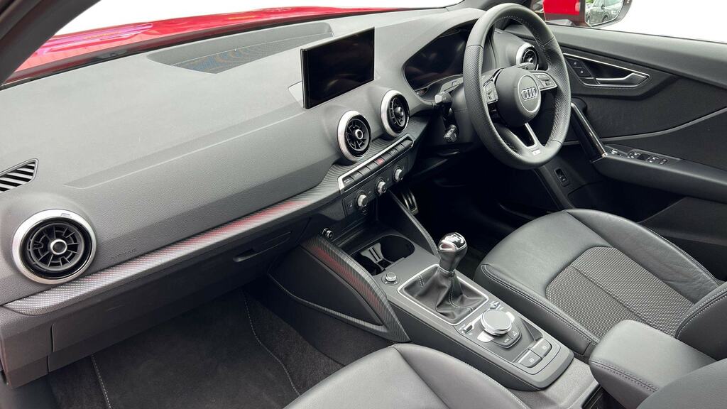 Audi Q2 35 Tfsi S Line Cs Red #2