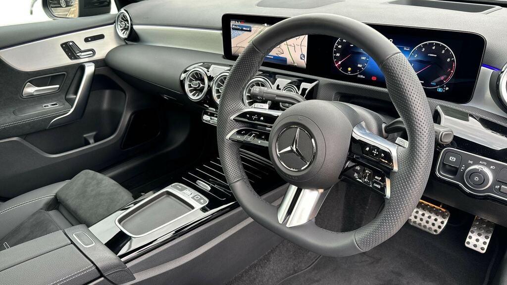 Mercedes-Benz A Class A200 Amg Line Premium Plus Black #3