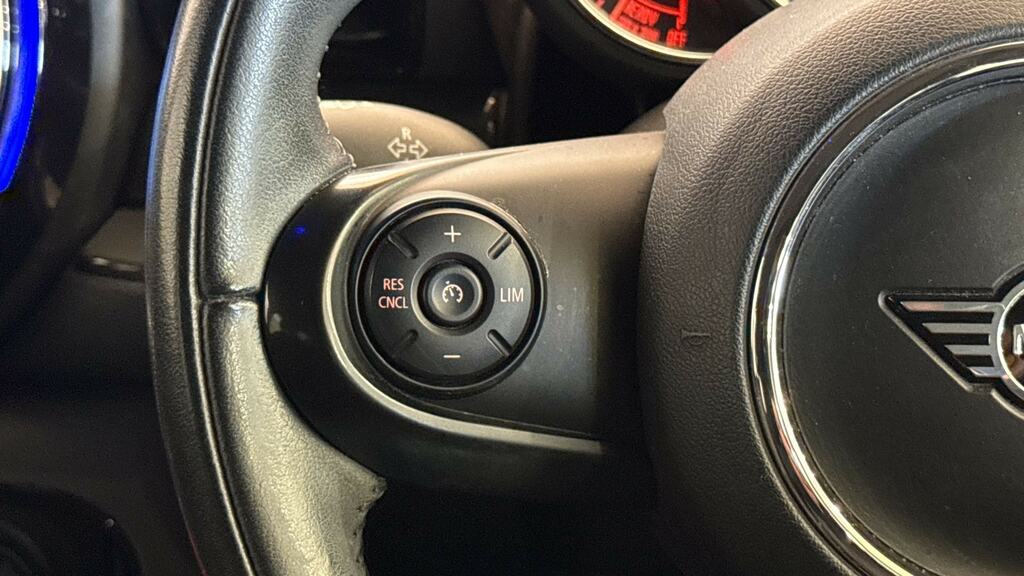 Mini Clubman Cooper S Classic White #17