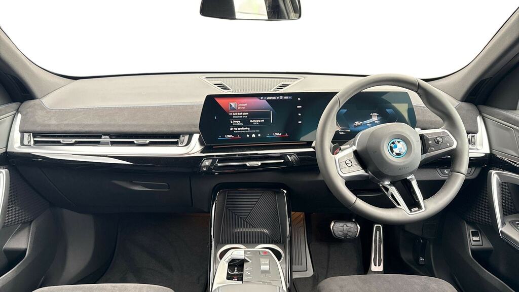 BMW iX2 150Kw Edrive20 Shadow Edition 65Kwh Grey #4