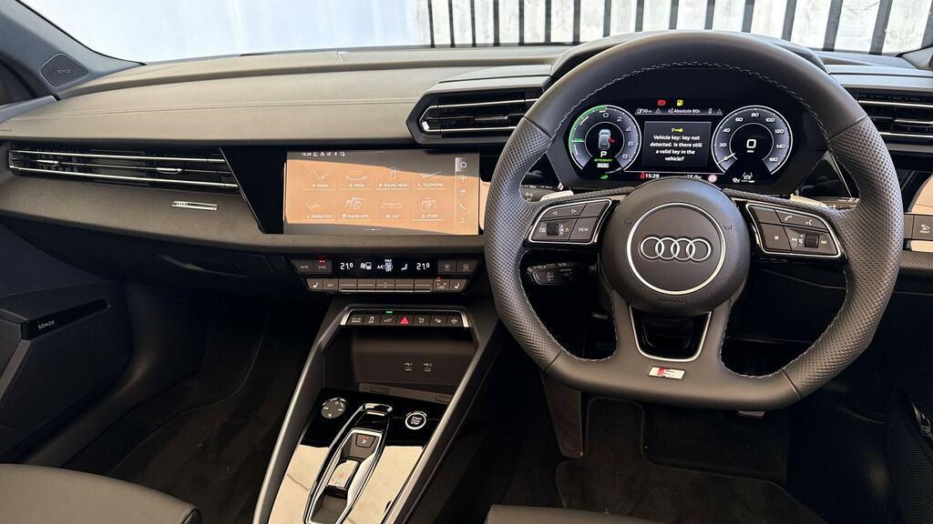 Audi A3 1.5 Tfsi E 204 S Line S Tronic Green #10