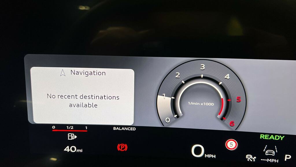 Audi Q3 1.5 E-hybrid Launch Edition Plus Sportback Pet Blue #28