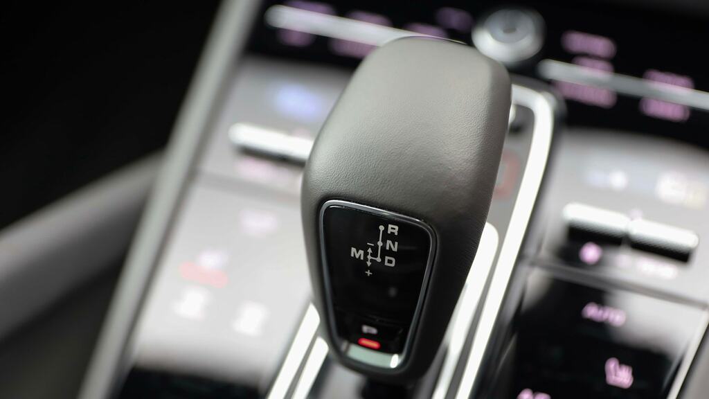 Porsche Cayenne E-hybrid Tiptronic S 5 Seat Grey #21