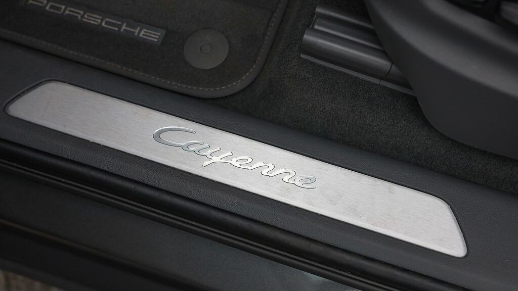 Porsche Cayenne E-hybrid Tiptronic S 5 Seat Grey #24
