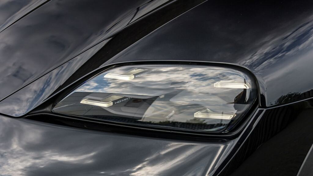 Porsche Taycan Performance Plus 105Kwh Black Edition Saloon E ND75ZWS Black #34