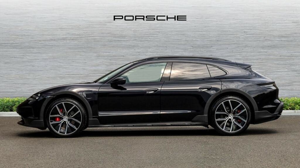 Porsche Taycan 440Kw 4S 105Kwh Black #5