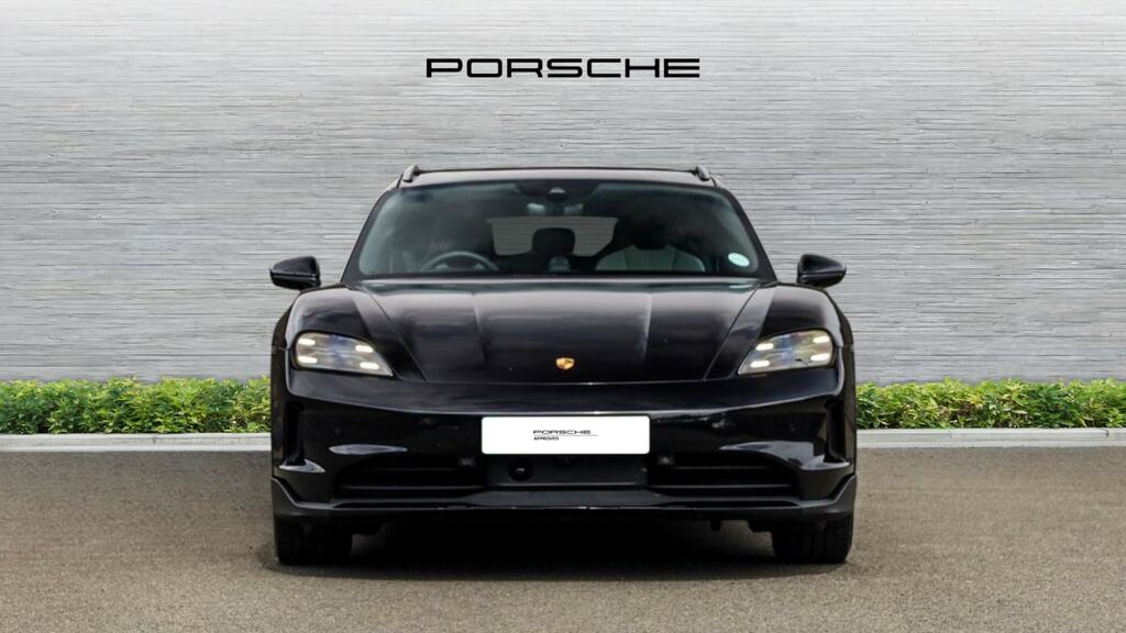 Porsche Taycan 440Kw 4S 105Kwh Black #6