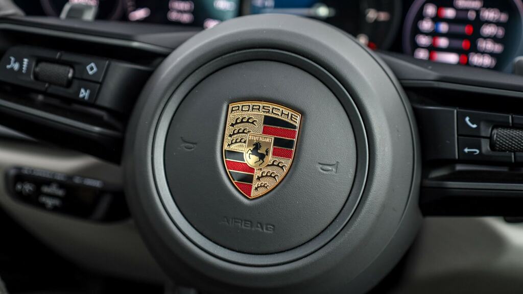 Porsche 911 Carrera S Pdk Red #23