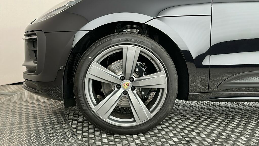 Porsche Macan S Pdk Black #6