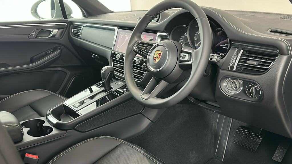 Porsche Macan 380Kw 4S 100Kwh Black #27
