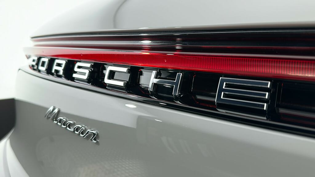 Porsche Macan 380Kw 4S 100Kwh Black #30