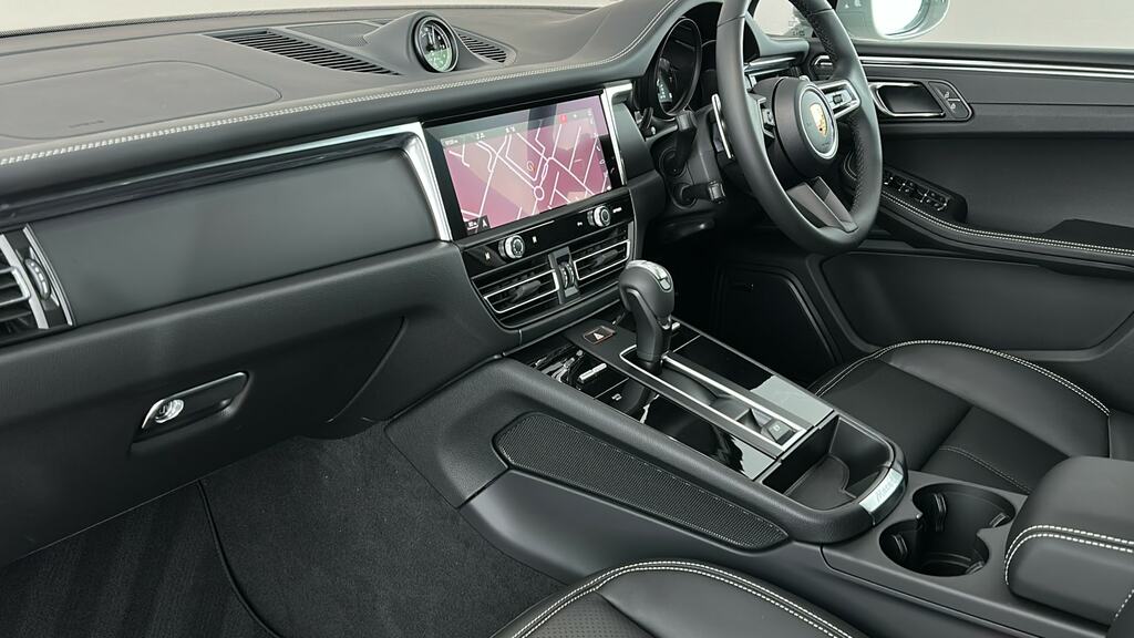 Porsche Macan 380Kw 4S 100Kwh Black #10