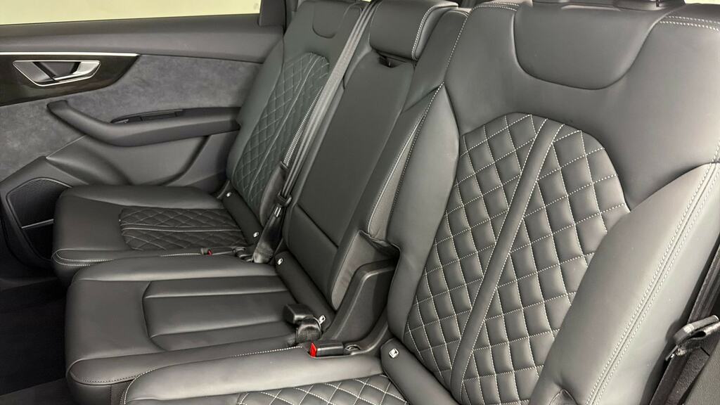 Audi Q7 3.0 Tdi V6 50 Black Edition Black #16