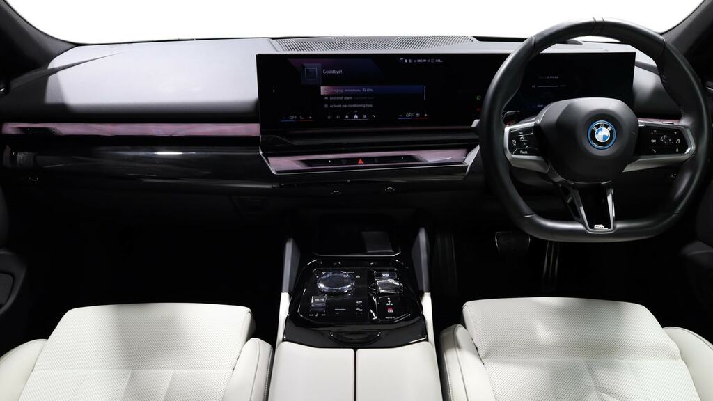 BMW i5 250Kw Edr40 M Sport Pro 84Kwh At Teccmf22kw Grey #4
