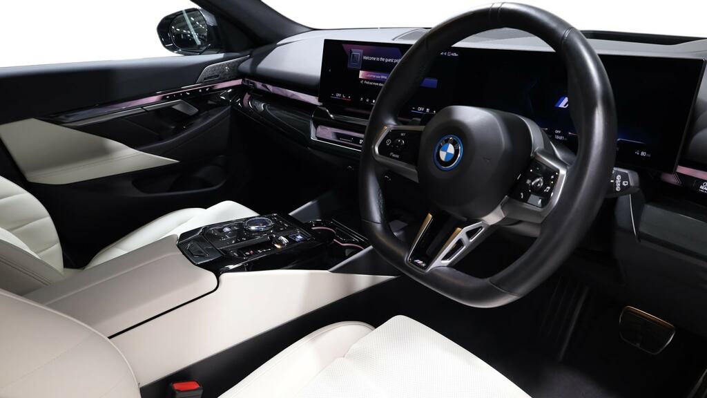 BMW i5 250Kw Edr40 M Sport Pro 84Kwh At Teccmf22kw Grey #6