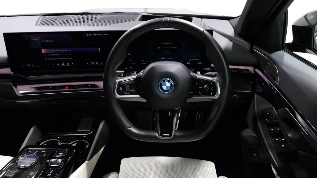 BMW i5 250Kw Edr40 M Sport Pro 84Kwh At Teccmf22kw Grey #5