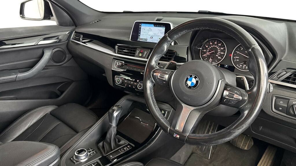 BMW X1 Xdrive 20I M Sport Step Black #6