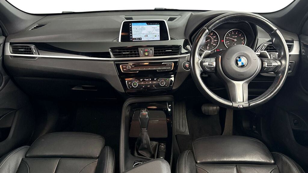 BMW X1 Xdrive 20I M Sport Step Black #4