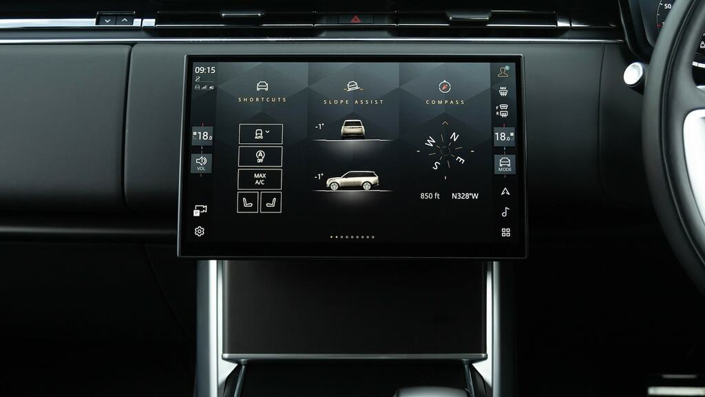 Land Rover Range Rover 2.0 D200 Dynamic Se 2025 White #14