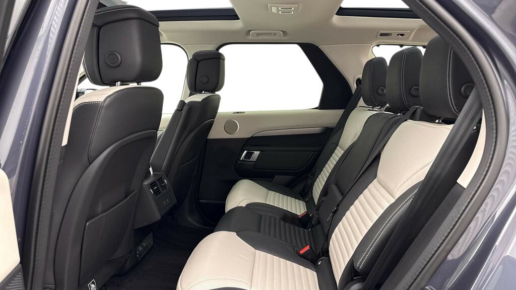 Land Rover Discovery 3.0 D350 Dynamic Hse Blue #4