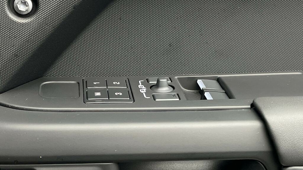 Land Rover Defender 110 2.5 Td5 Pickup High Capacity Gold #22