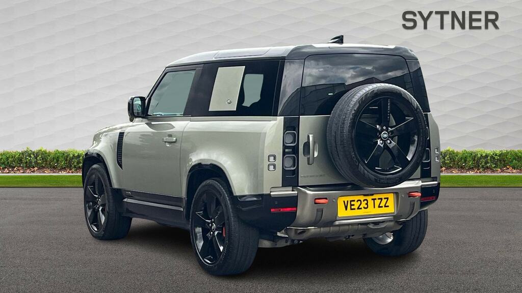 Land Rover Defender 90 3.0 P400 X 90 Green #2
