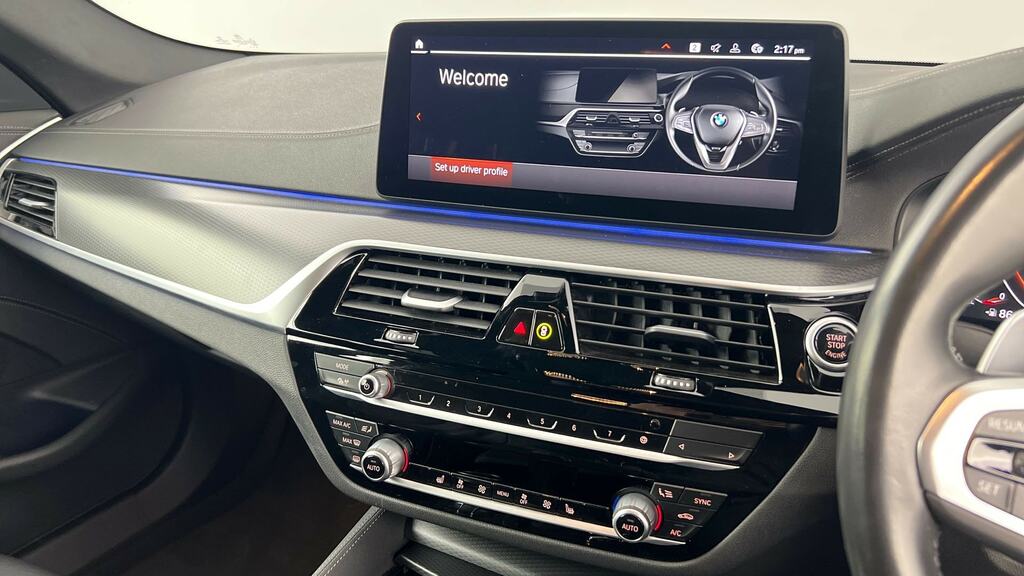 BMW 5 Series 530E M Sport Tech Pack Black #8