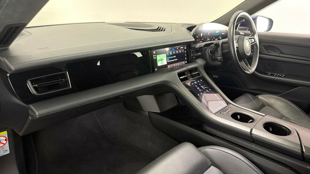 Porsche Taycan 4S 93Kwh Grey #11