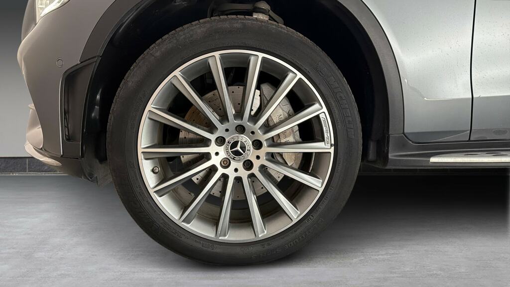 Mercedes-Benz GLC Class Amg Line Silver #26