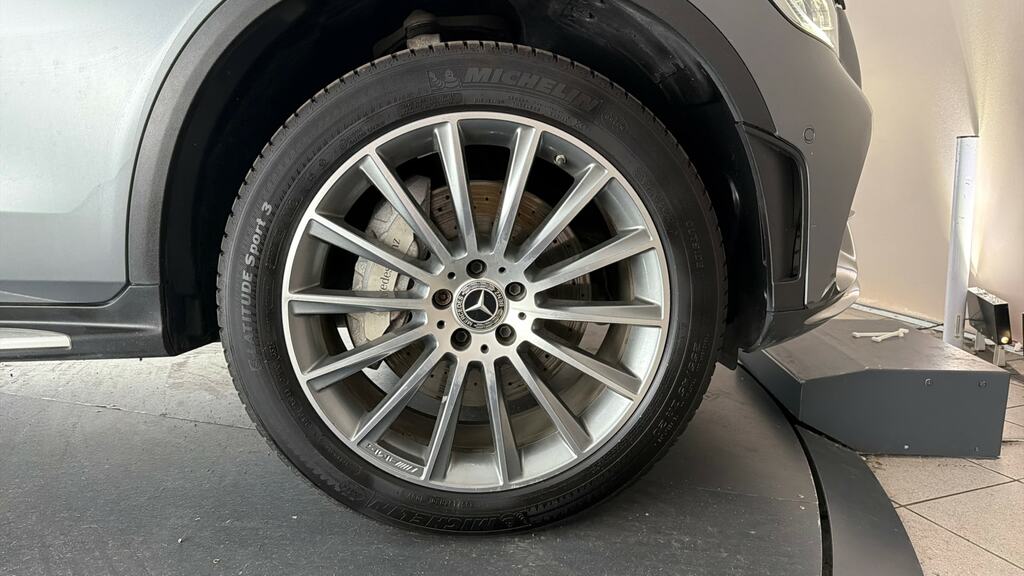 Mercedes-Benz GLC Class Amg Line Silver #23