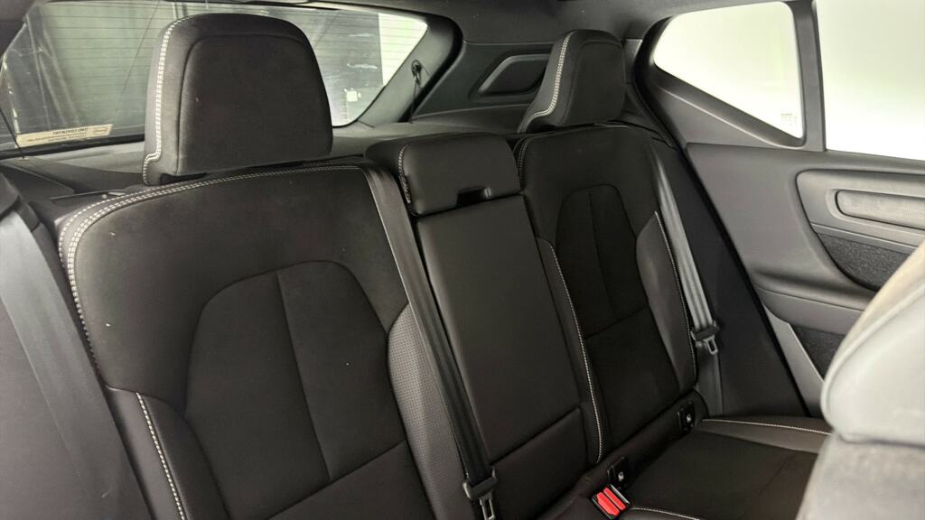 Volvo XC40 2.0 D3 R-design 148 Bhp Grey #12