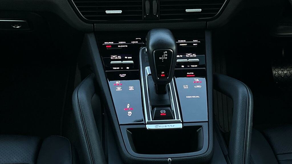 Porsche Cayenne Platinum Edition 2022 2022 Black #13