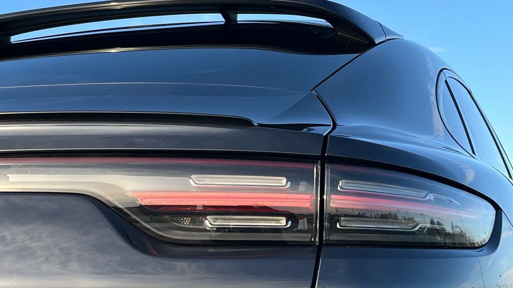 Porsche Cayenne Platinum Edition 2022 2022 Black #17