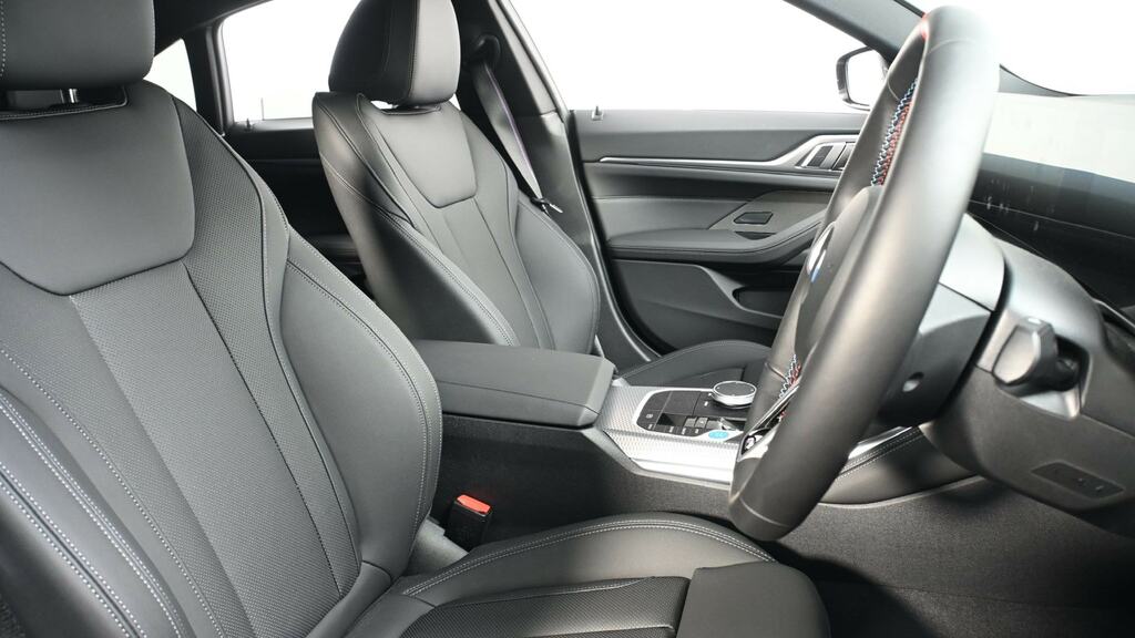 BMW i4 440Kw M60 83.9Kwh Tech Pack Black #11