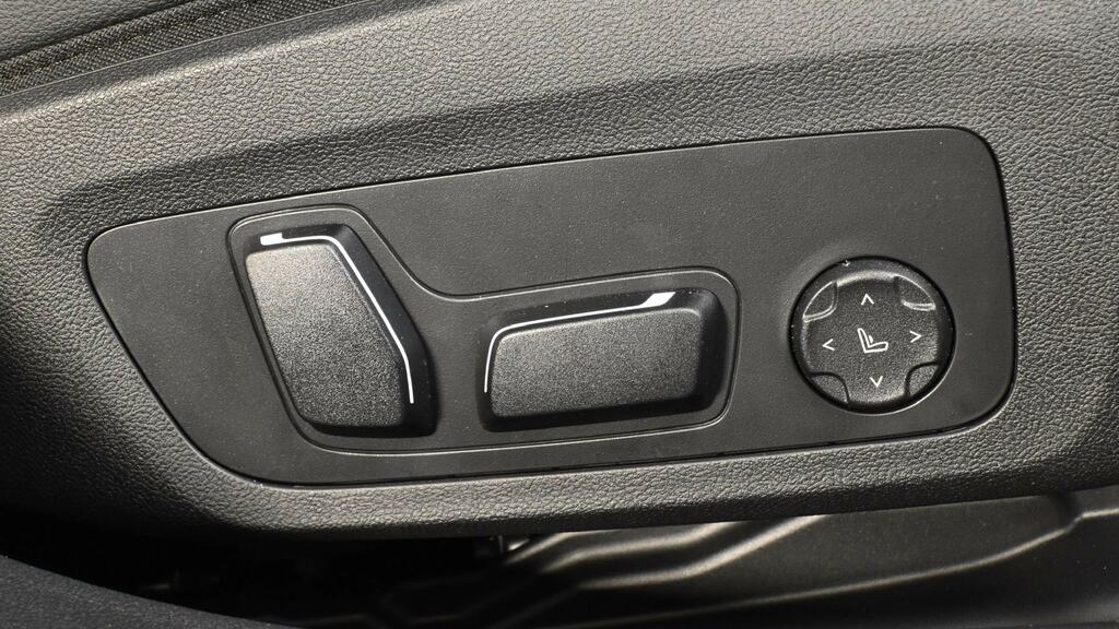 BMW i4 440Kw M60 83.9Kwh Tech Pack Black #24