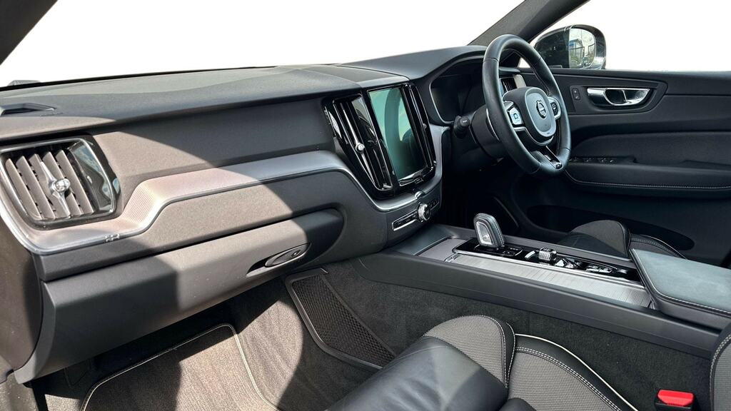 Volvo XC60 2.0 B5p 250 R Design Geartronic PE20HWH Grey #4