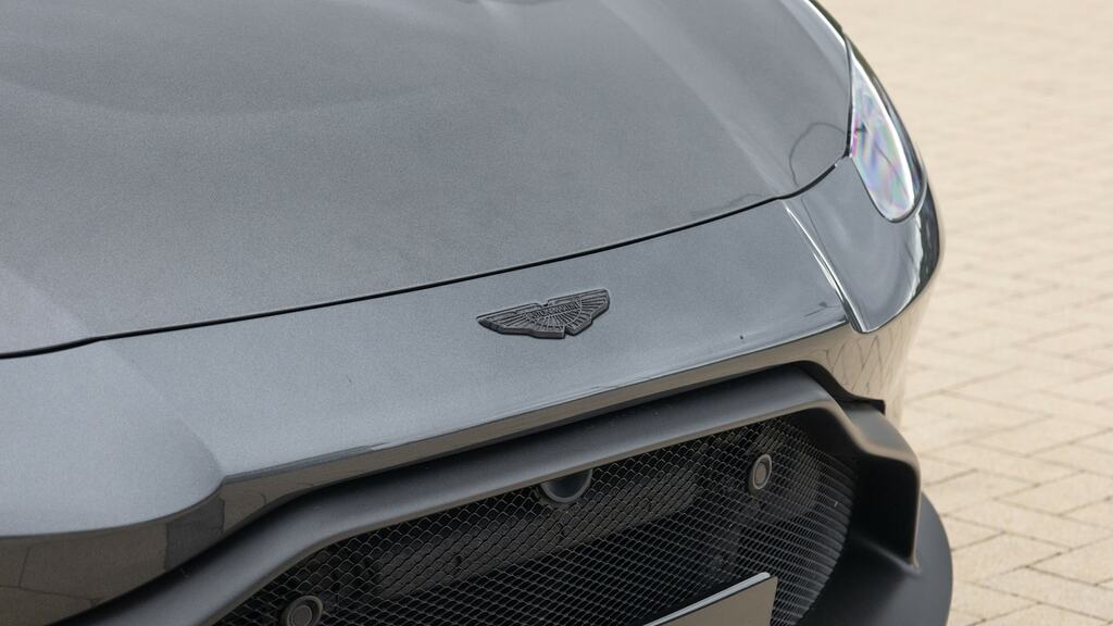 Aston Martin V8 Vantage Coupe V8 Coupe Silver #22