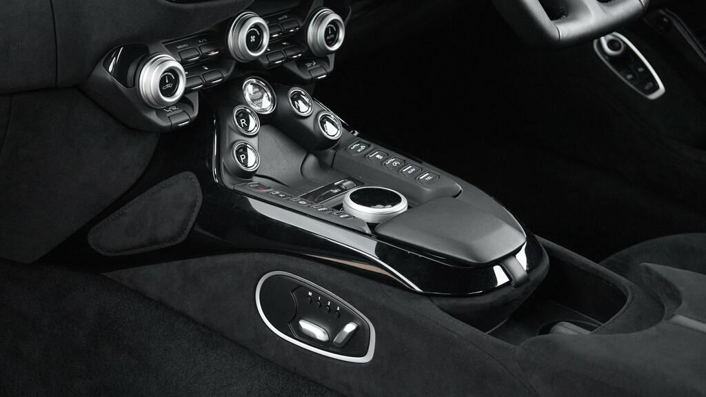 Aston Martin V8 Vantage Coupe V8 Coupe Silver #51