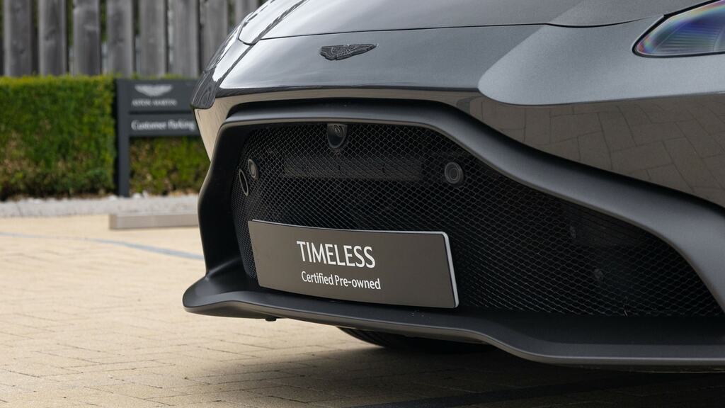 Aston Martin V8 Vantage Coupe V8 Coupe Silver #26