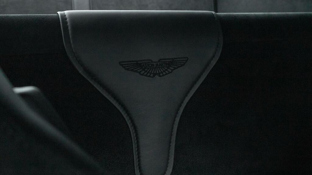 Aston Martin V8 Vantage Coupe V8 Coupe Silver #59