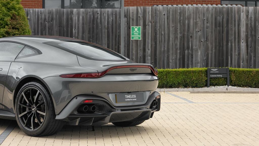 Aston Martin V8 Vantage Coupe V8 Coupe Silver #42