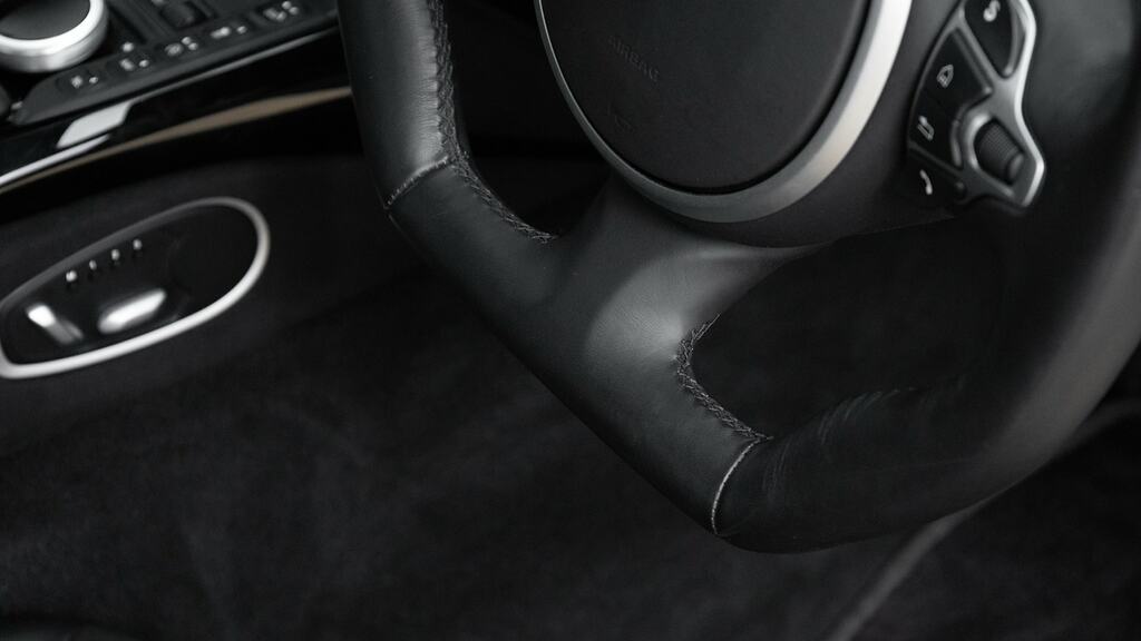 Aston Martin V8 Vantage Coupe V8 Coupe Silver #54
