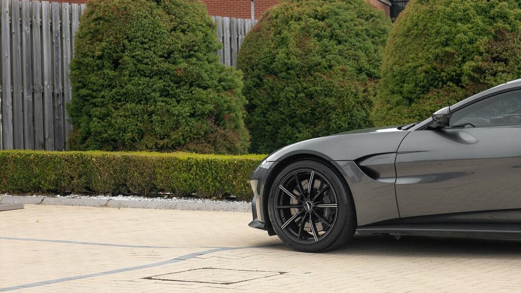 Aston Martin V8 Vantage Coupe V8 Coupe Silver #44
