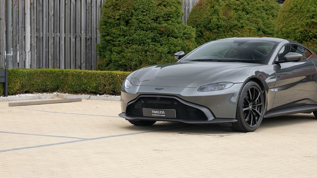 Aston Martin V8 Vantage Coupe V8 Coupe Silver #32